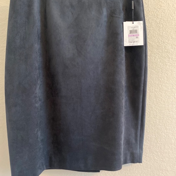 Calvin Klein faux suede suit charcoal color - size 6 - Picture 4 of 5